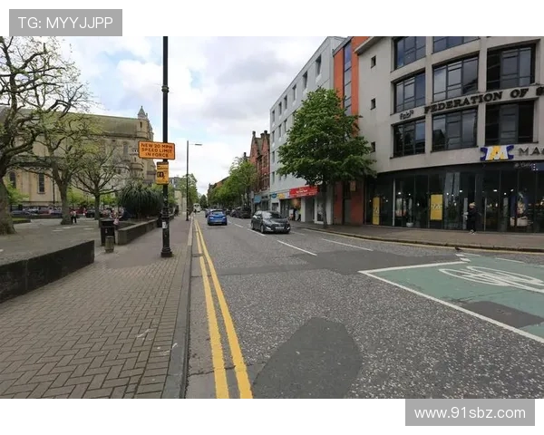 专访当代足球明星成长历程与赛场传奇故事全景深度权威解析精编版