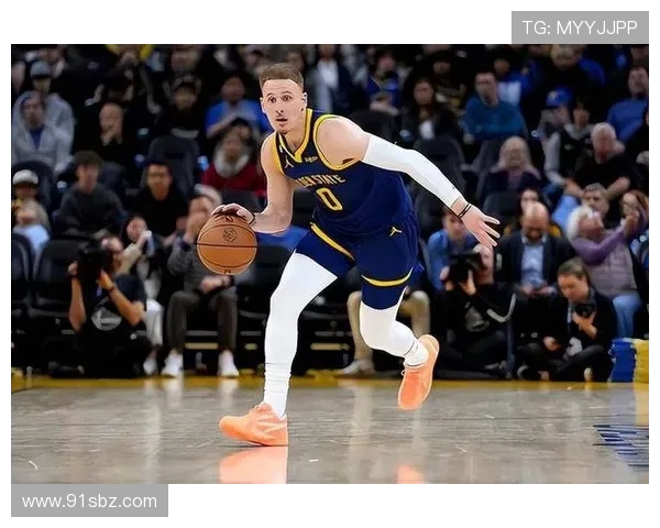 尼克斯与太阳经典对决回顾：历史瞬间与传奇球员的精彩碰撞